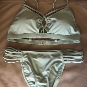 BLU C Mint green bikini set (Unworn)